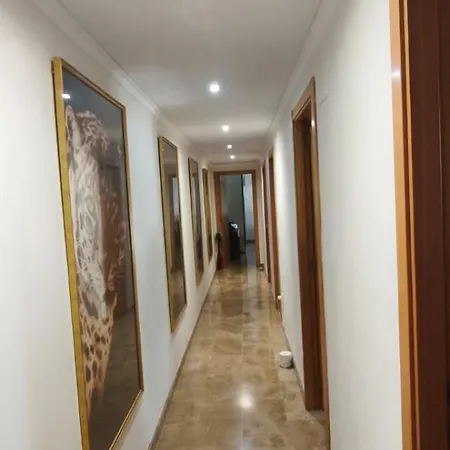 Quarto em Acomodações Particulares Sientete En Casa